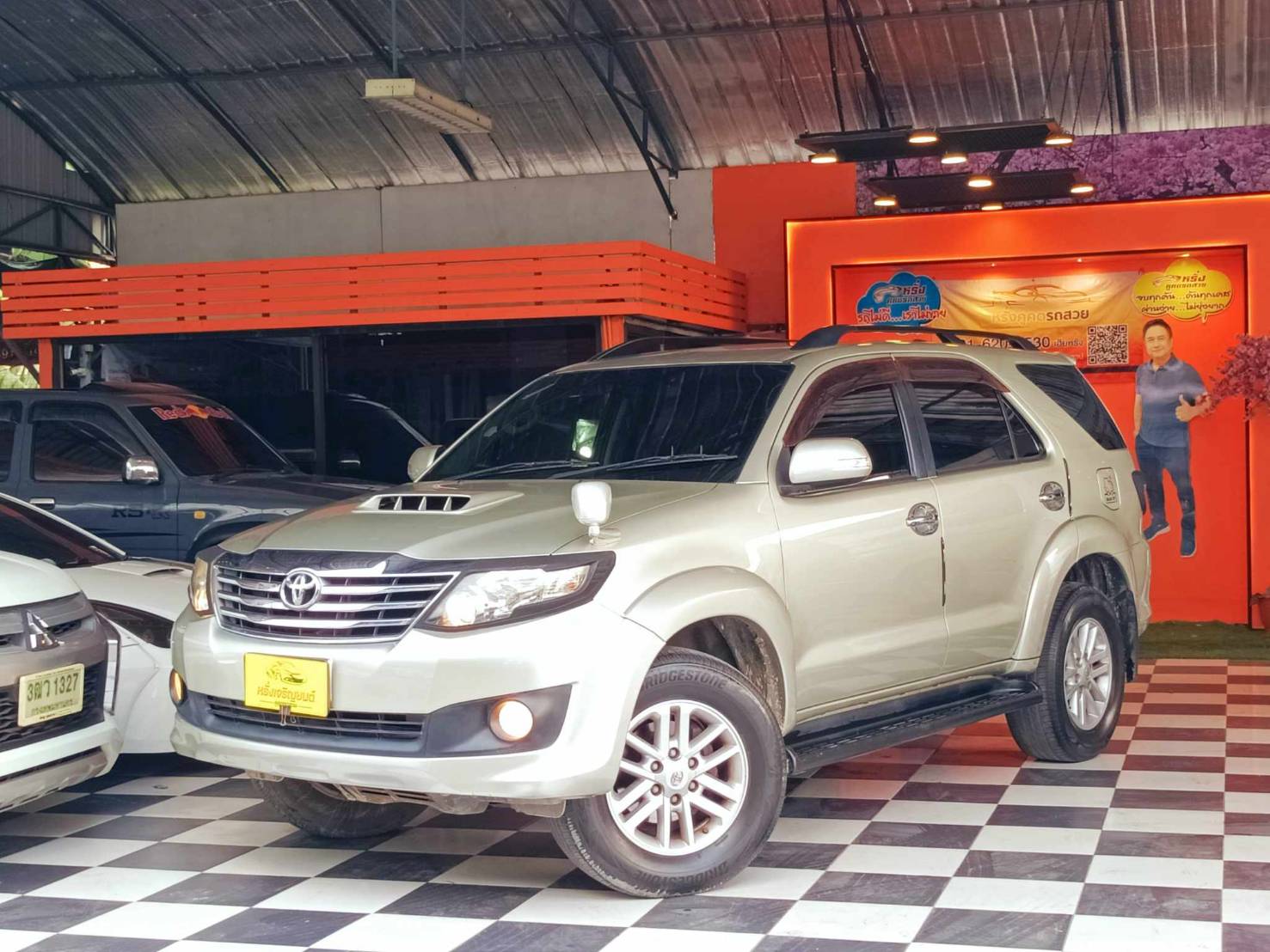 TOYOTA FORTUNER 3.0 V NAVI A/T