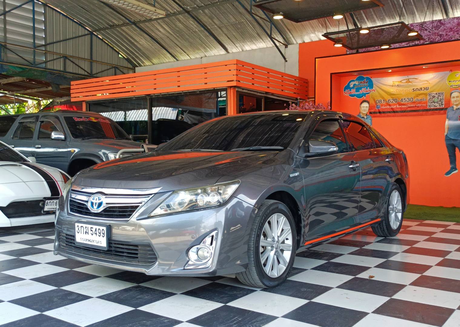 TOYOTA CAMRY 2.5 HYBIRD A/T