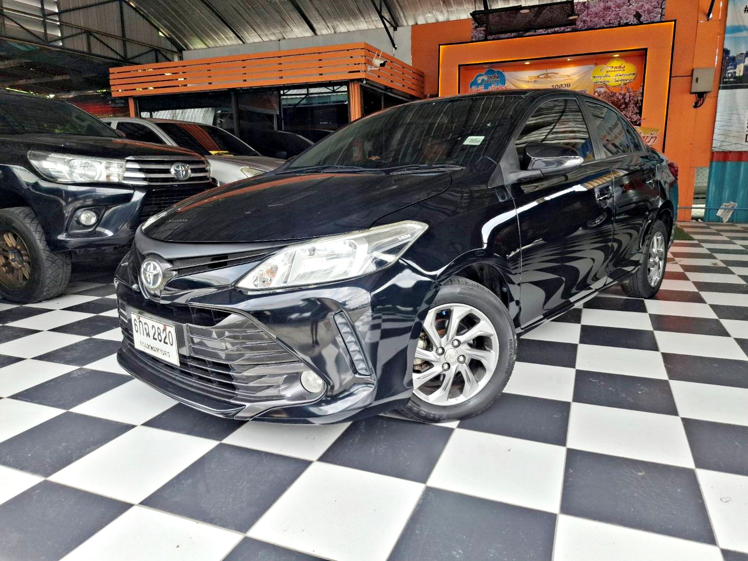 TOYOTA VIOS 1.5 E A/T